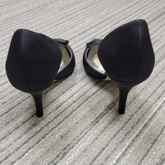 Caparros Morgana Black 8.5 Heel 3” Satin Party New Years Date Glam - Picture 3 of 6
